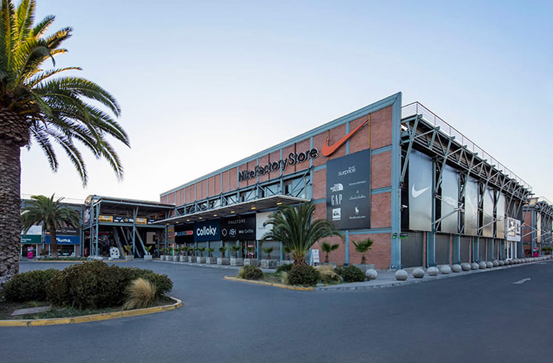 Easton Outlet Mall - Outlet en Quilicura Easton Outlet Mall - Outlet en Quilicura