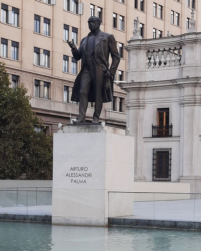 Monumento a Arturo Alessandri