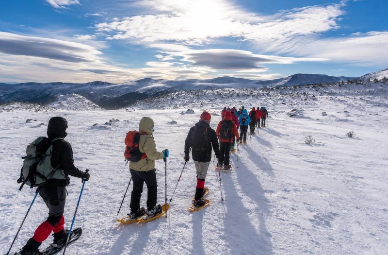 Paseo con Raquetas de Nieve en Santiago - La Parva