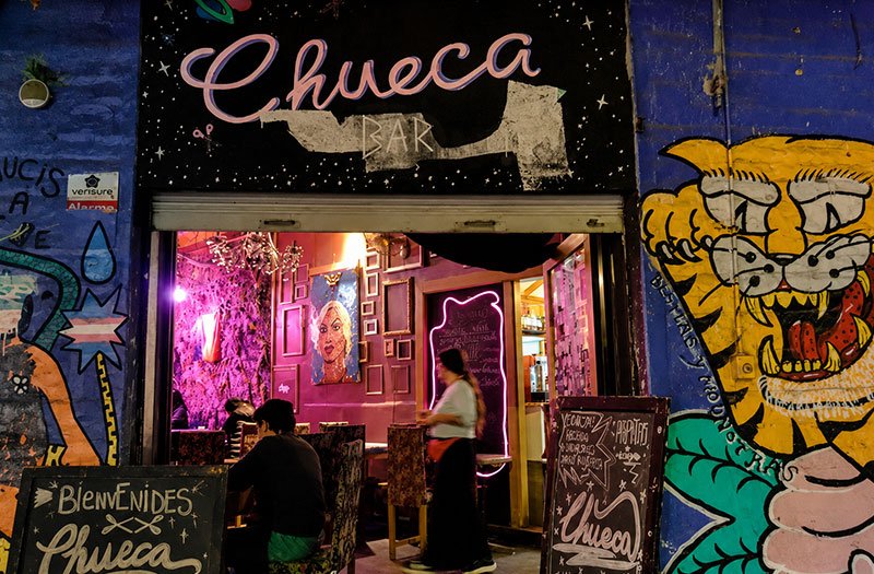 Chueca Bar - Pub gay en Barrio Italia