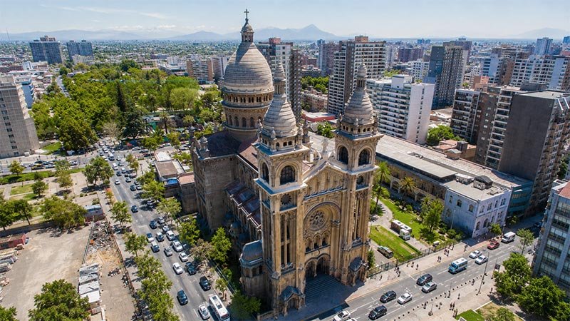 Cómo llegar a la Iglesia de los Sacramentinos de Santiago Cómo llegar a la Iglesia de los Sacramentinos de Santiago
