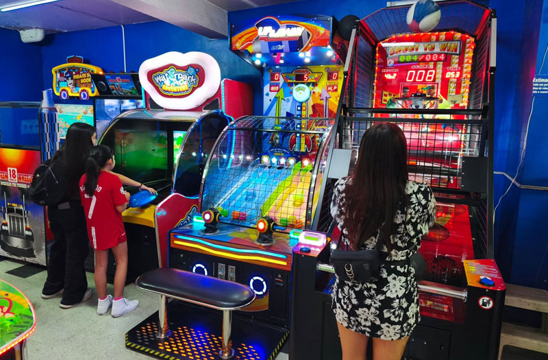 maquinas juegos diana plaza de armas