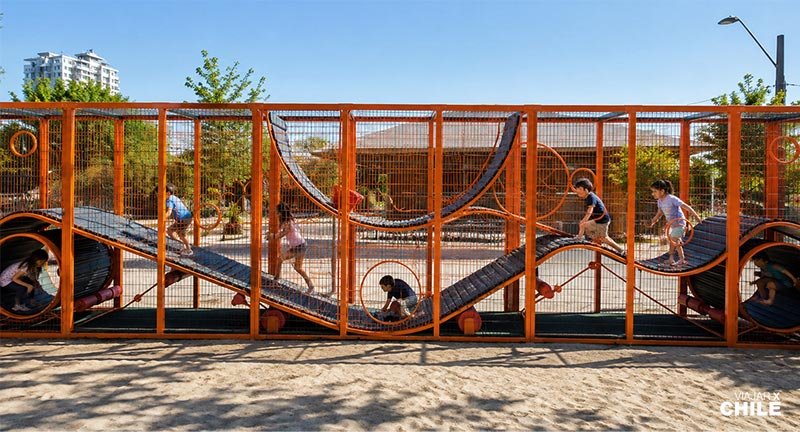 Laberinto de rejas 3D parque bicentenario de la infancia Laberinto de rejas 3D parque bicentenario de la infancia