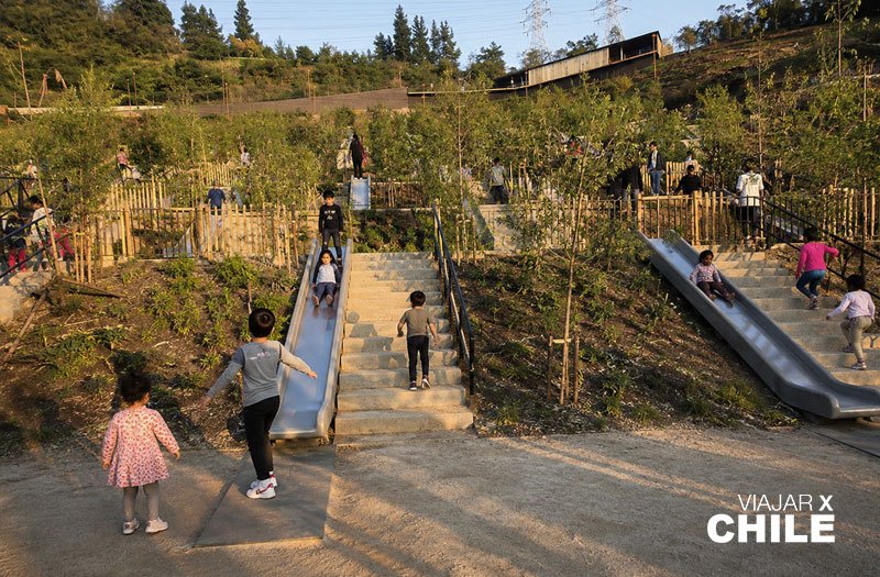 diversion en el parque de la infancia en las laderas del cerro san cristobal diversion en el parque de la infancia en las laderas del cerro san cristobal