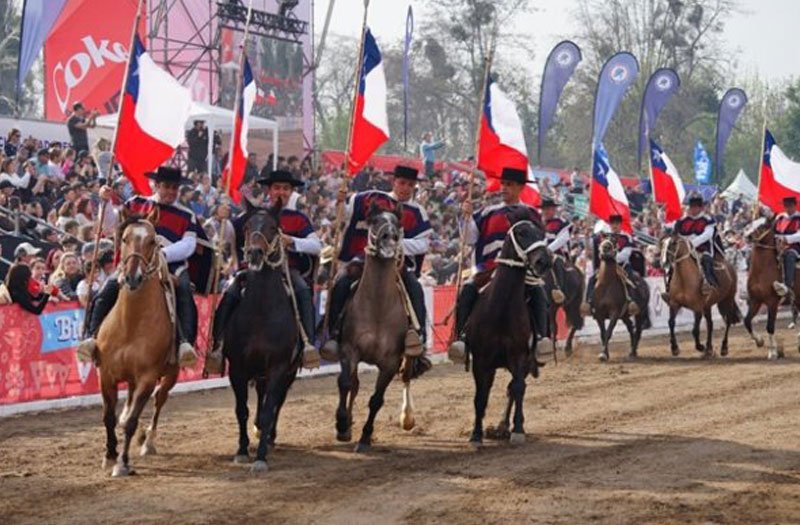 Rodeos y tradiciones del campo chileno