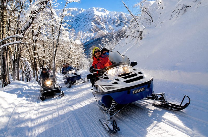 Tour en moto de nieve por el Cajón del Maipo